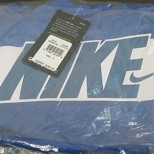 NWT Nike Boys' Size 6 Hooded Sweatshirt